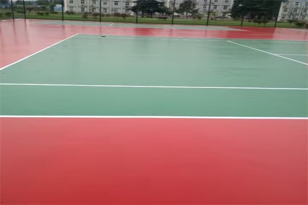 運動場地坪